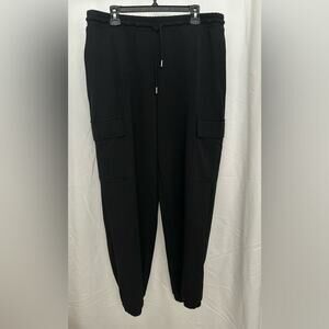 Gently Worn Women’s Scoop XL black Joggers cargo pockets